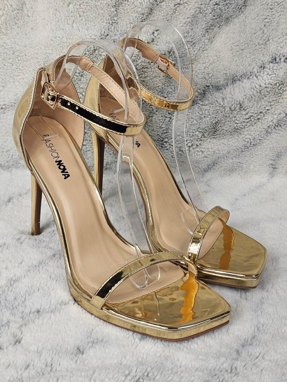 Fashion Nova 10 Gold Strappy Stiletto Square Toe Sexy Heels Minimalist Luxury